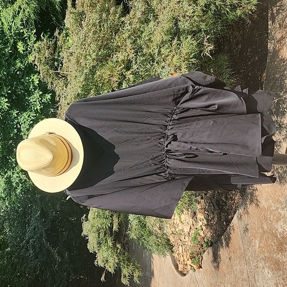 🖤NWT🖤 Cupshe romper - Picture 1 of 9